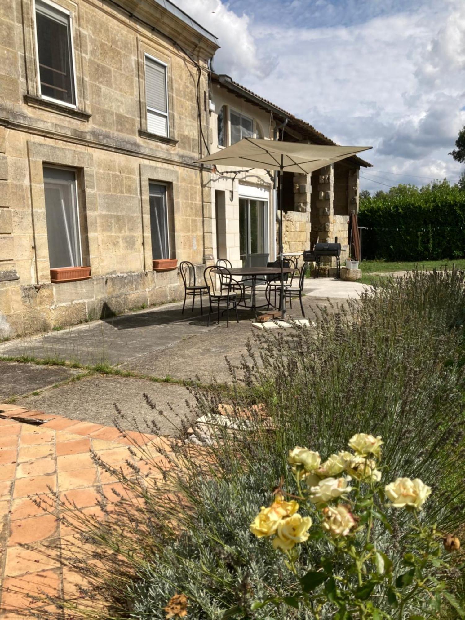 Maison De Campagne - La Belle Claudine Laruscade Luaran gambar